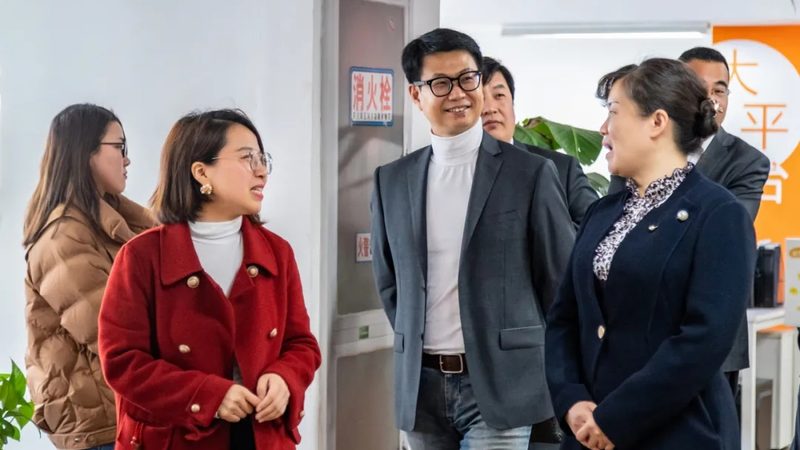 VI设计效果图尺寸参数解析：标准与技巧