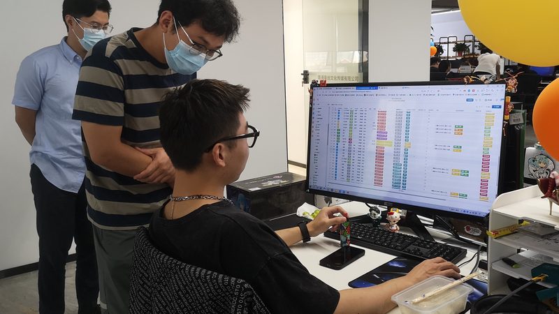 传媒公司加盟与直营：模式解析与选择要点